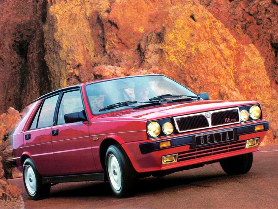  Lancia Delta HF 4WD 1986 года  (фото 3 из 12)